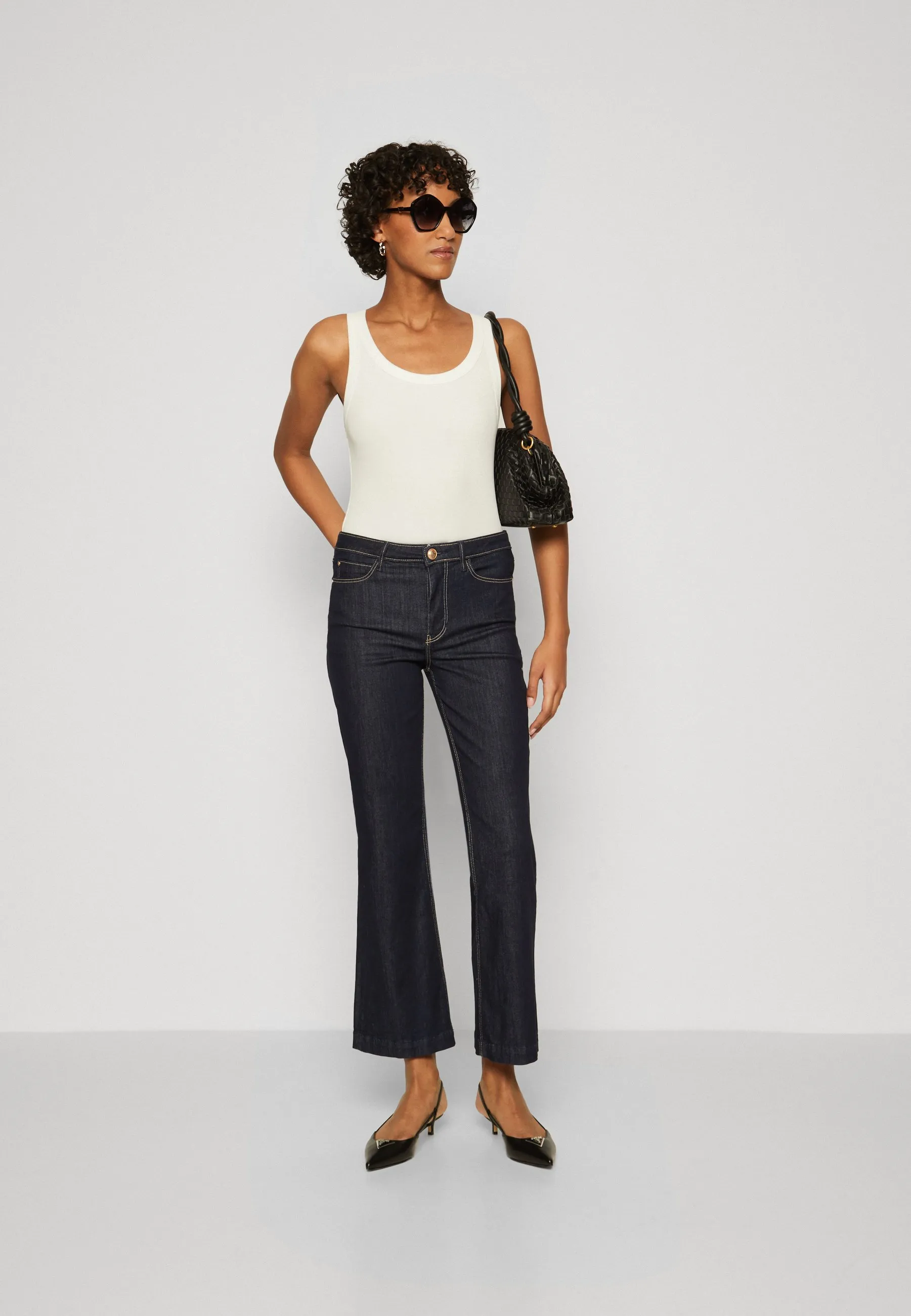 1981 KICK FLARE - Jeans a zampa