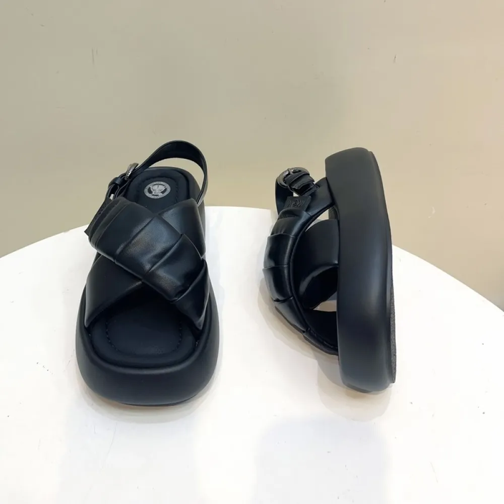 2024 Sandali romani open-toe incrociati con suola spessa della nuova estate, scarpe da spiaggia per le vacanze alla moda, casual