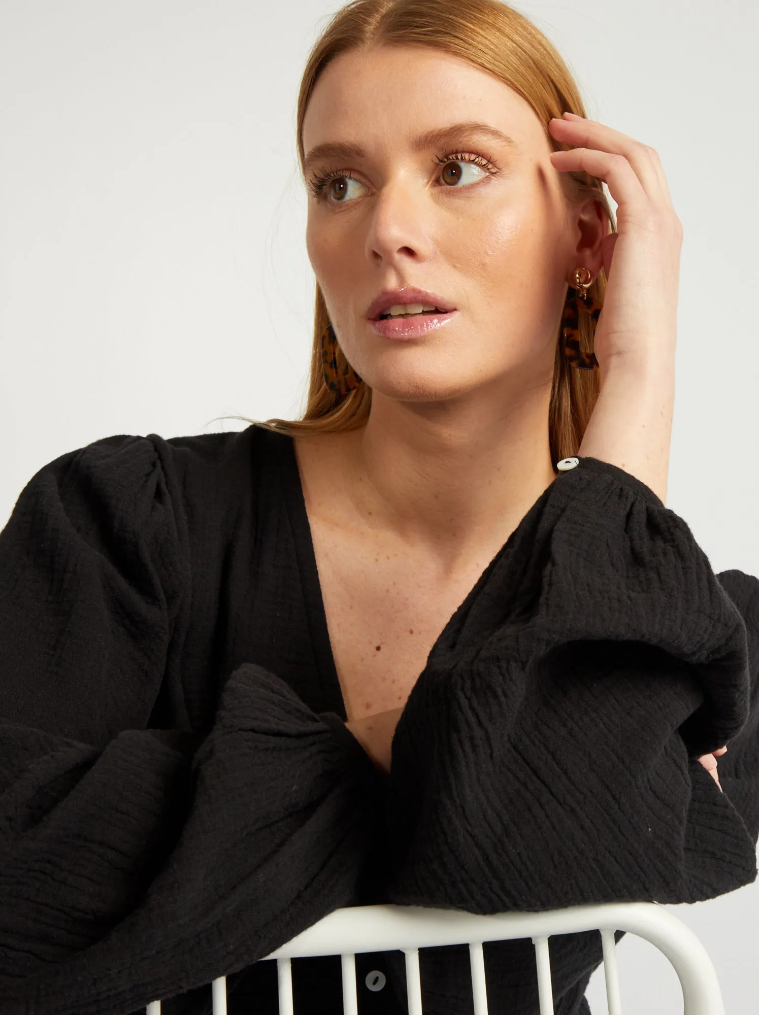 Blusa crop top in garza di cotone - nero