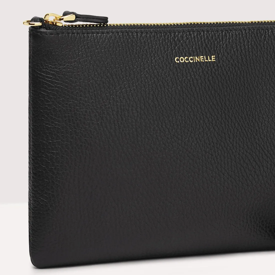 Borsetta a tracolla Coccinelle Best in pelle nera