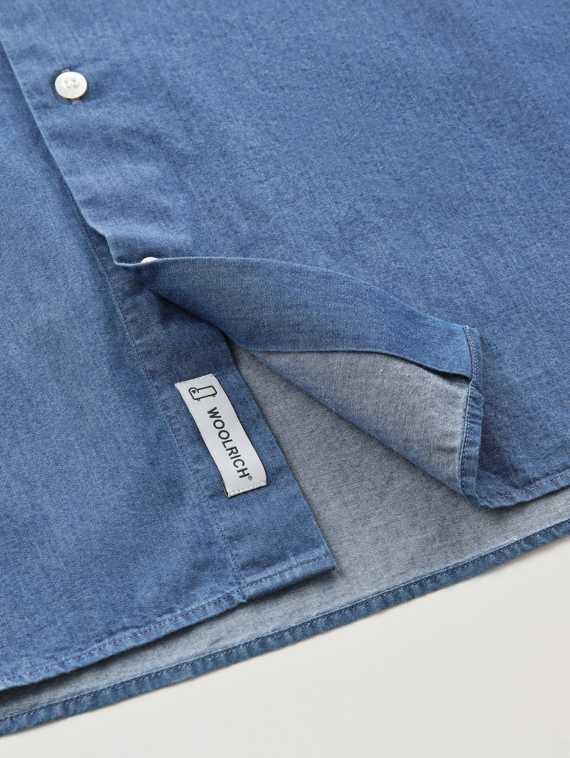 Camicia in Chambray con Taschino Blu