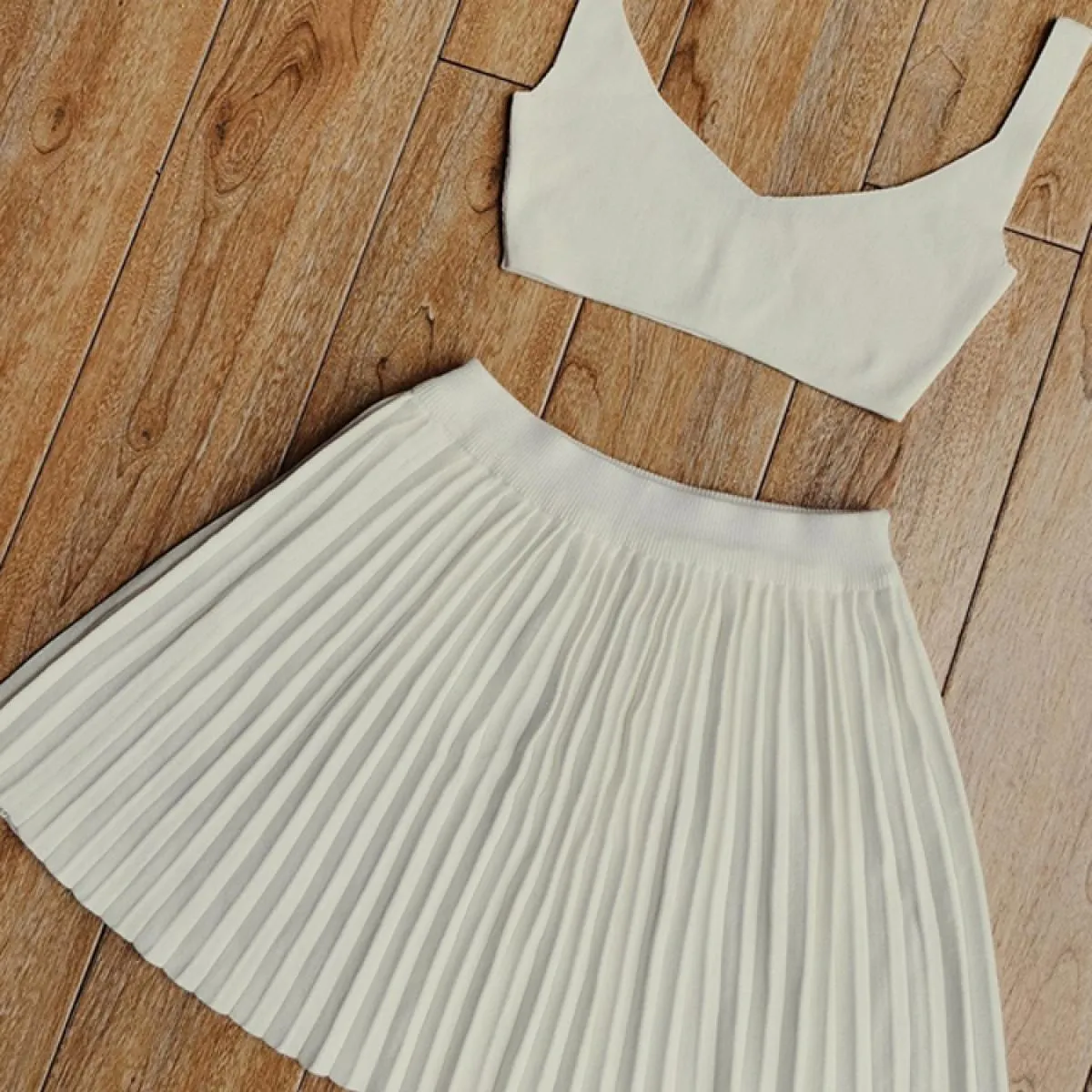 Canotta estiva senza maniche e mini gonna a pieghe Completi da spiaggia Completi in maglia Set da donna 2 pezzi Completo d