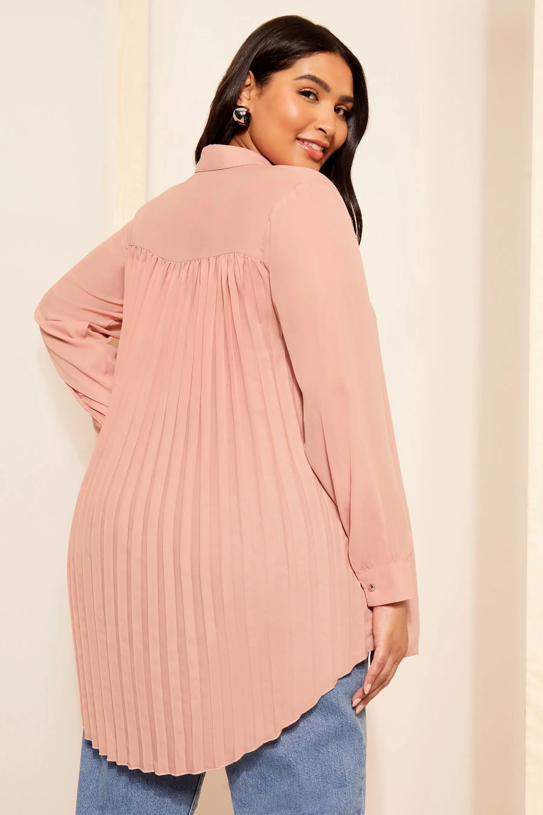 Curves Like These - Camicia Con bottoni A pieghe sul retro