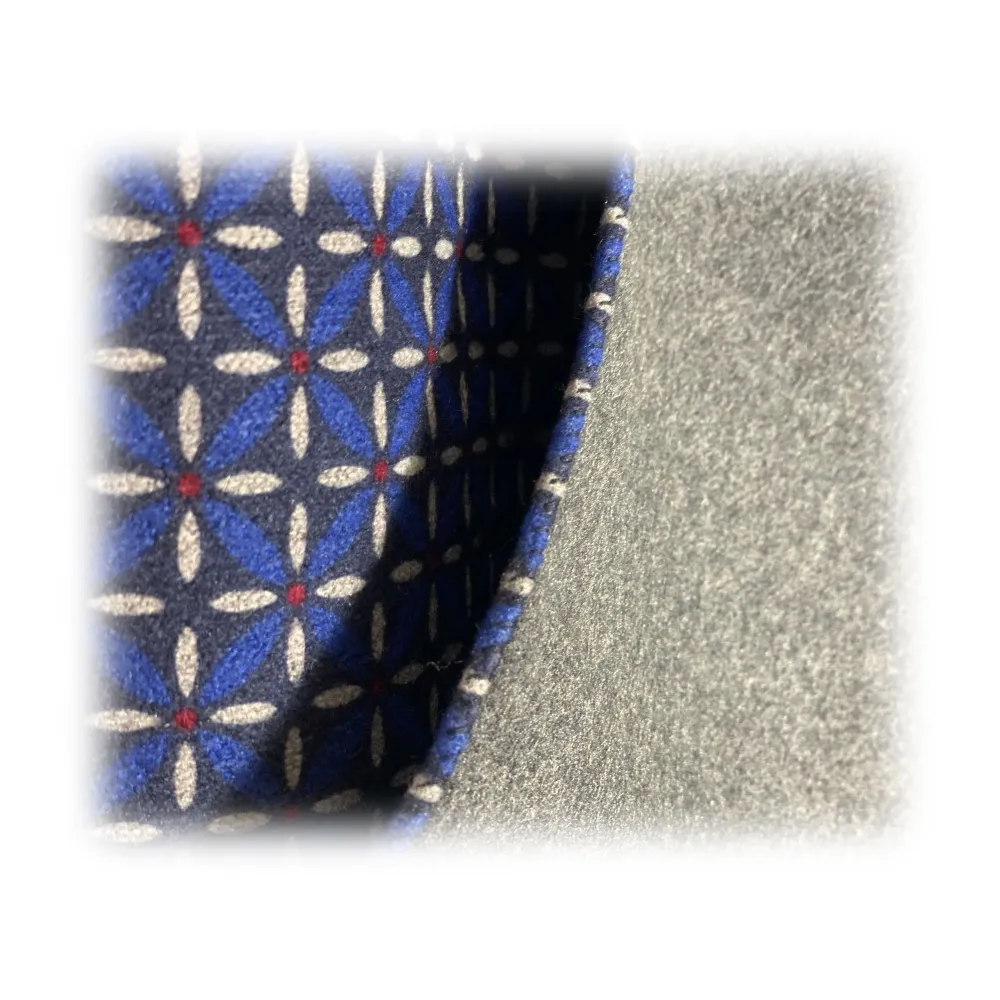 Fefè Napoli - Sciarpa Double Seventy Fiori Blu - Sciarpe e Foulard - Handmade in Italy - Luxury Exclusive Collection
