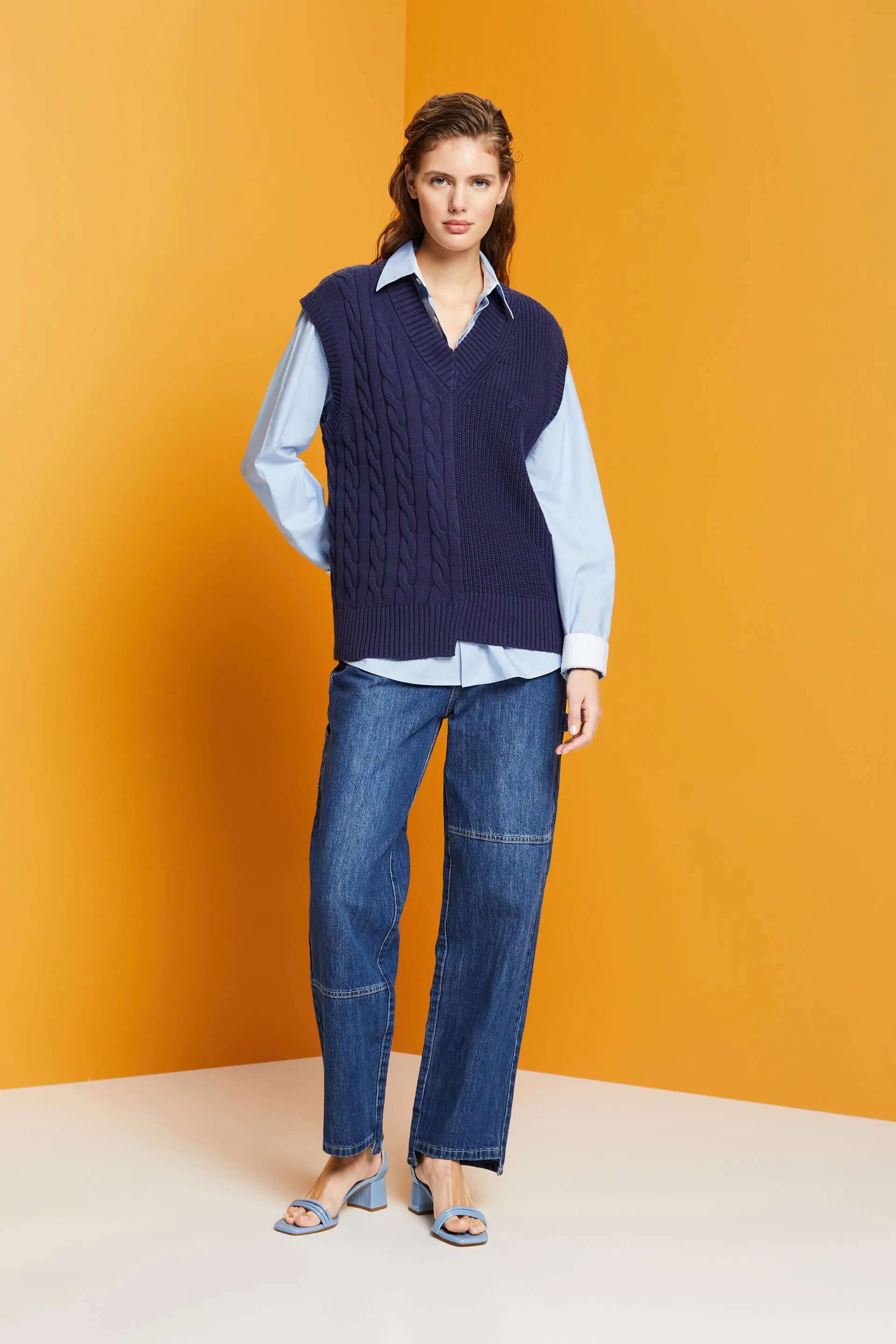 Gilet in maglia larga con motivi misti