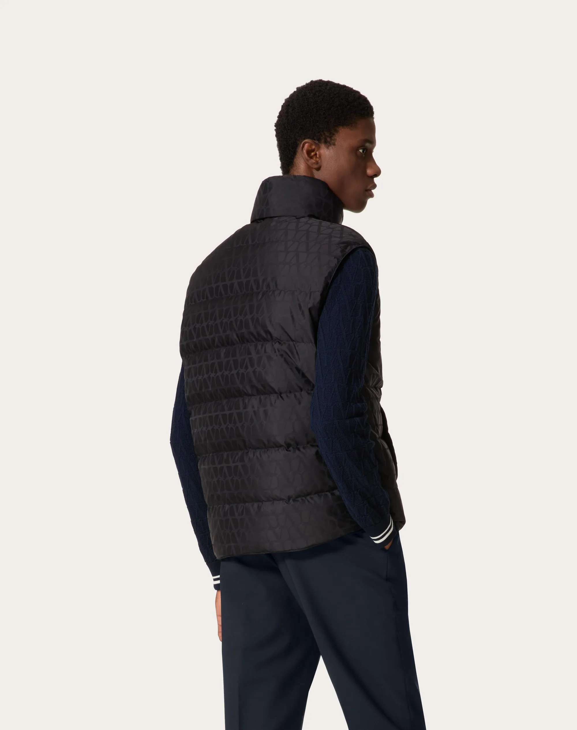 GILET IN NYLON REVERSIBILE CON MOTIVO TOILE ICONOGRAPHE