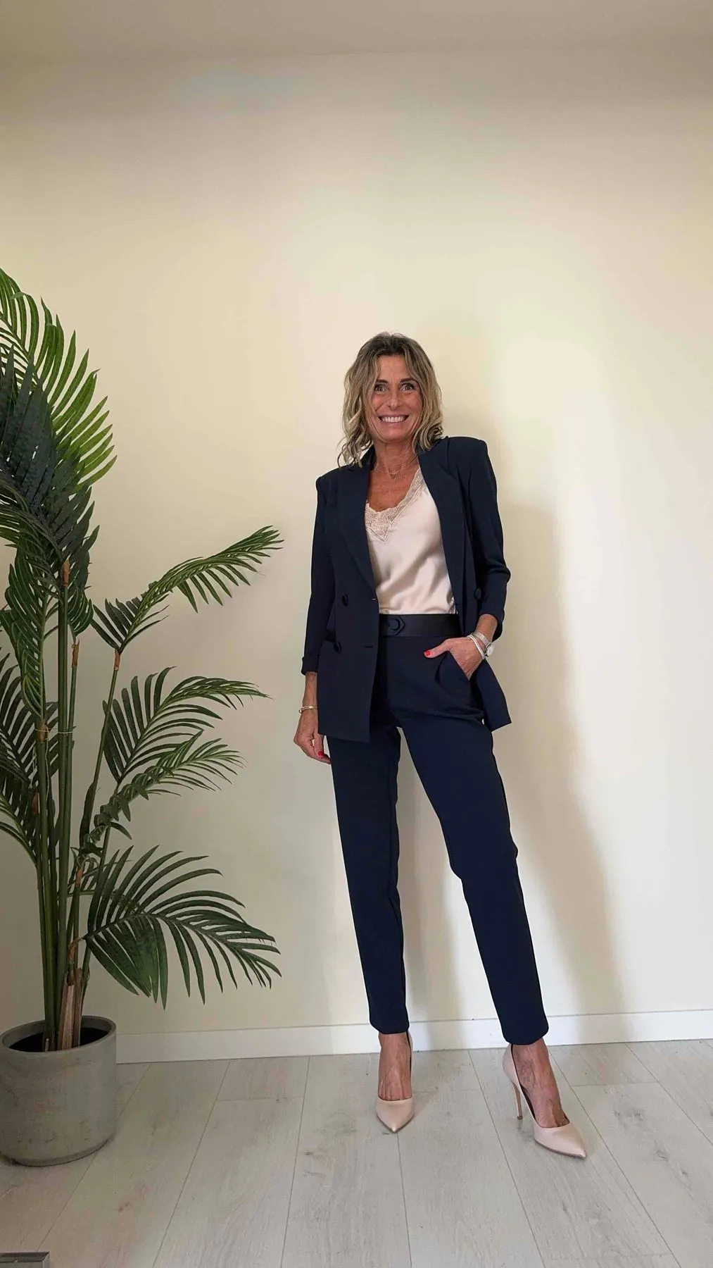IMPERIAL - PVN2HAWSS24 - PANTALONE IN CREPE A SIGARETTA CON PROFILI RASO