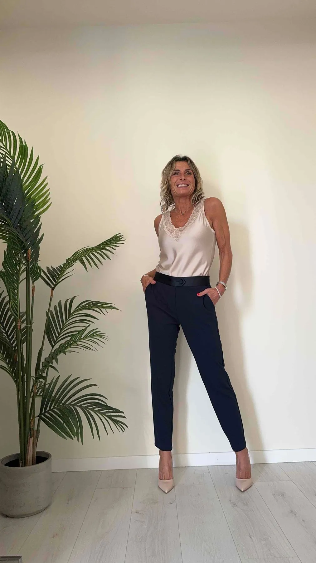 IMPERIAL - PVN2HAWSS24 - PANTALONE IN CREPE A SIGARETTA CON PROFILI RASO