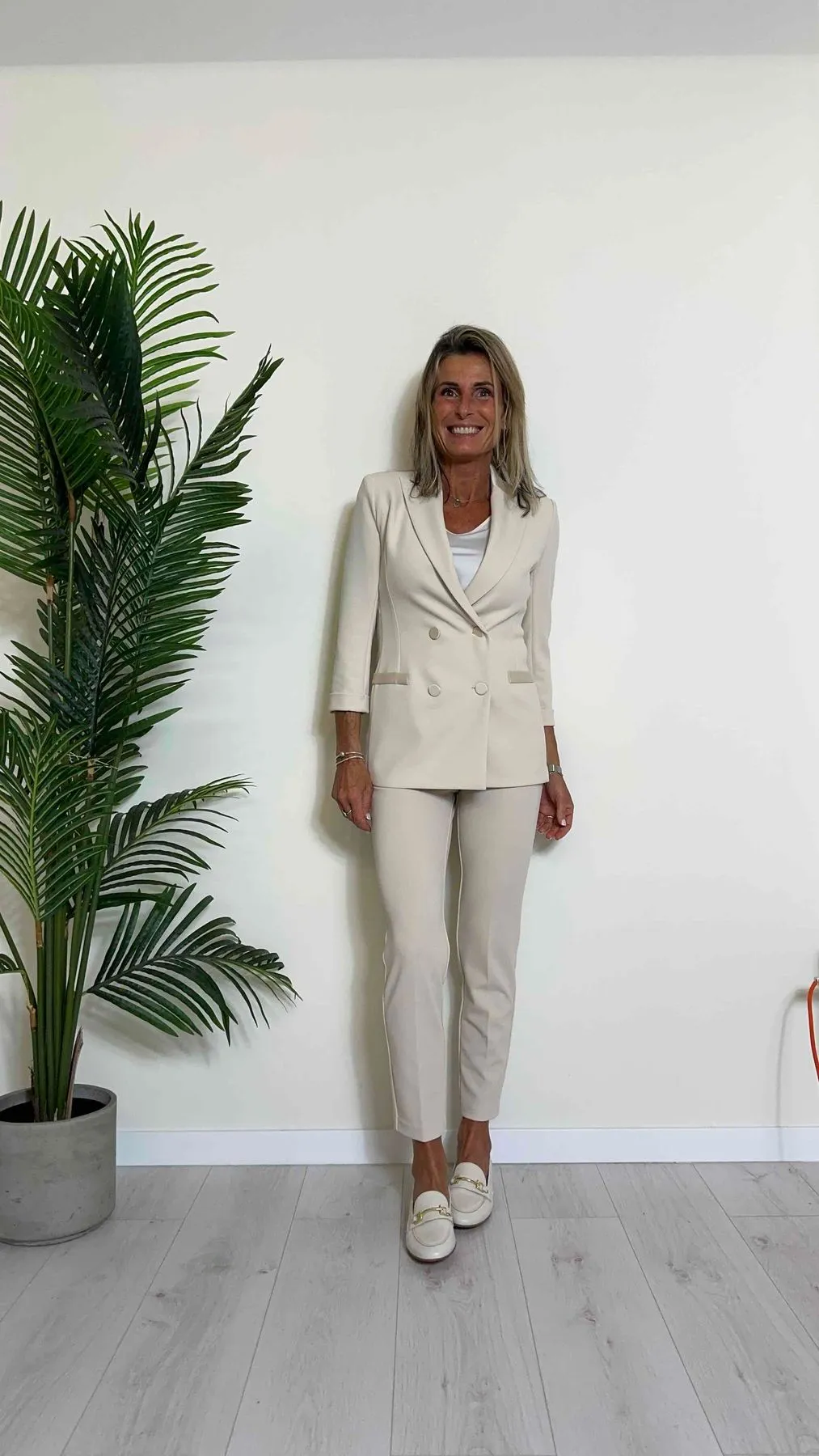 IMPERIAL - PVN2HAWSS24 - PANTALONE IN CREPE A SIGARETTA CON PROFILI RASO