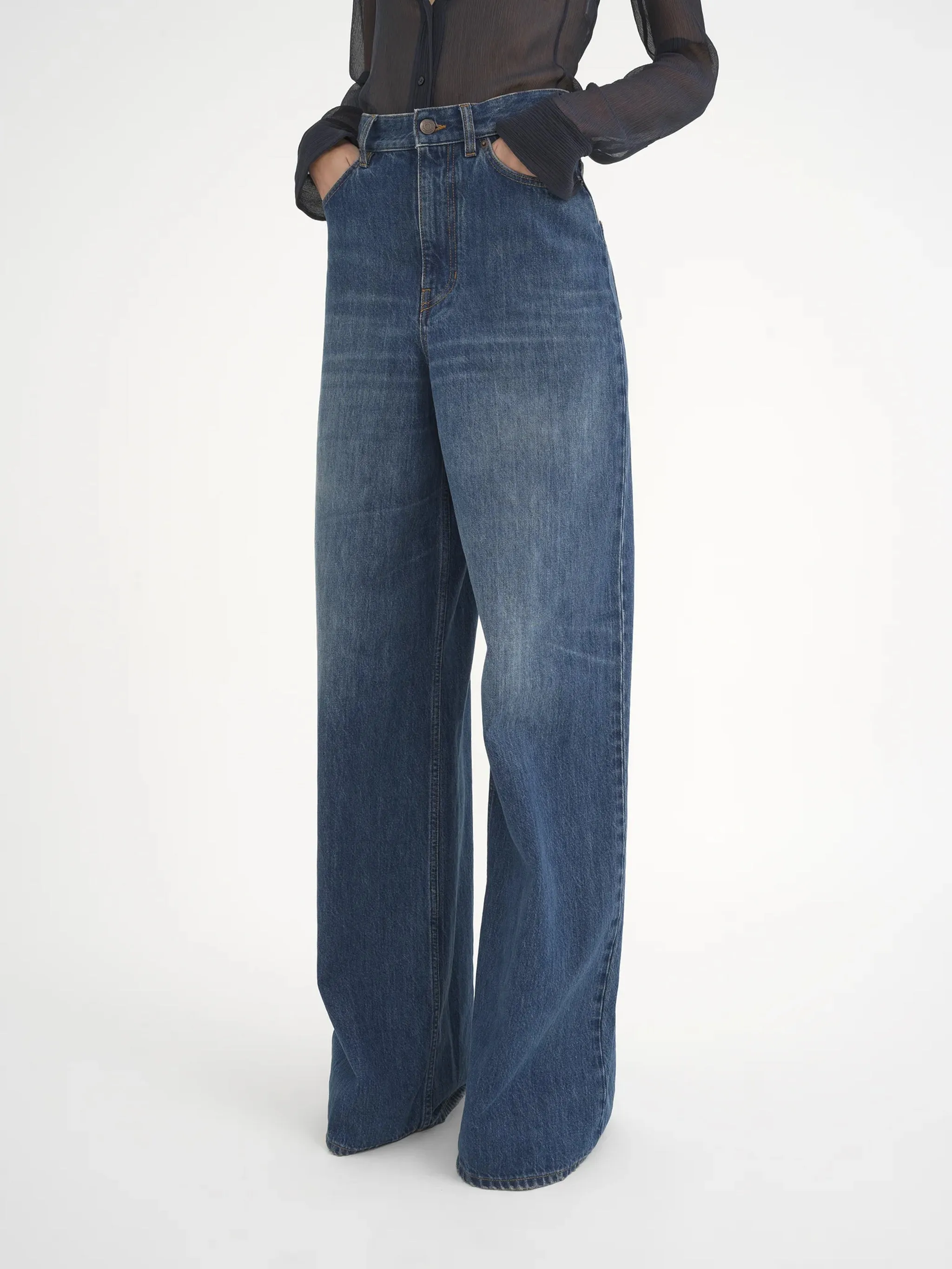 Jeans a gamba ampia