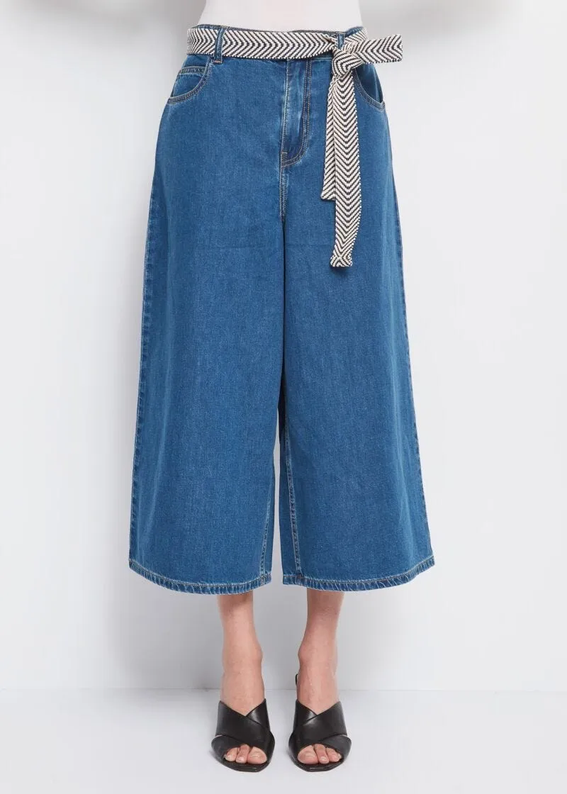 Jeans wide leg con cintura
