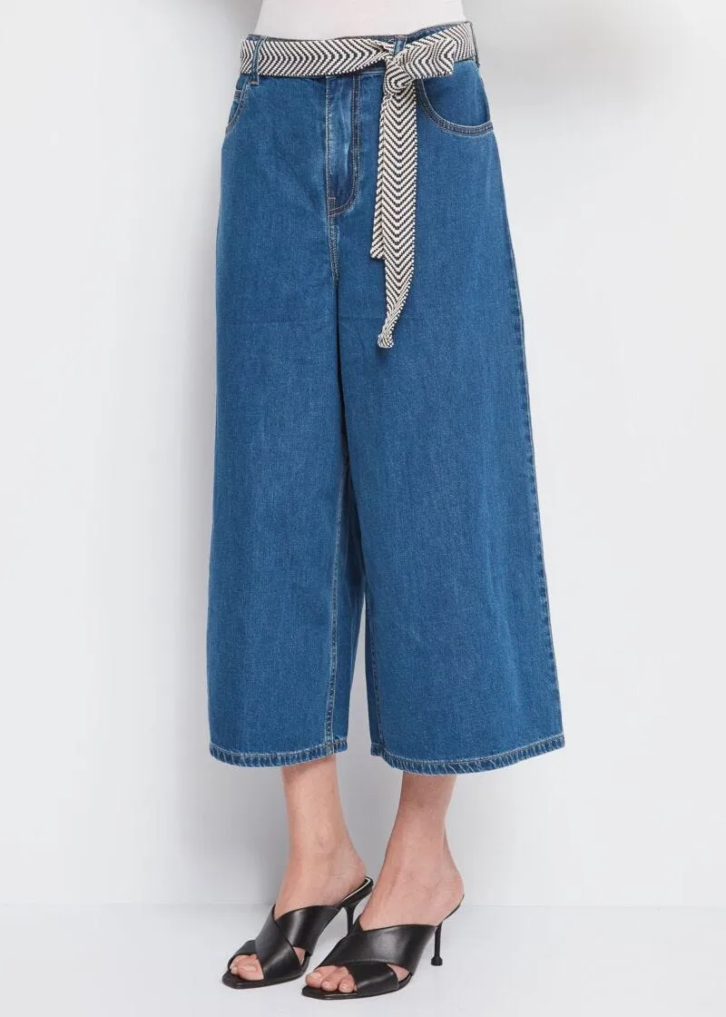 Jeans wide leg con cintura