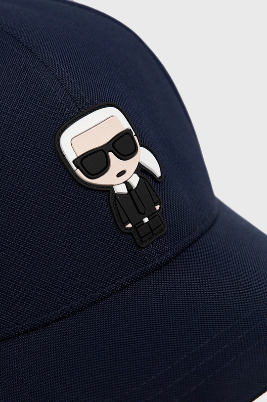 Karl Lagerfeld berretto