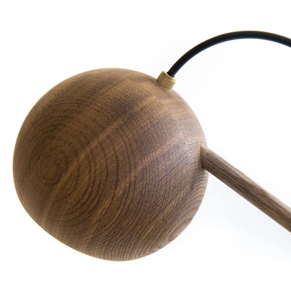 Lampada da tavolo Lune.jf{font-size:18px}rovere oliato affumicato