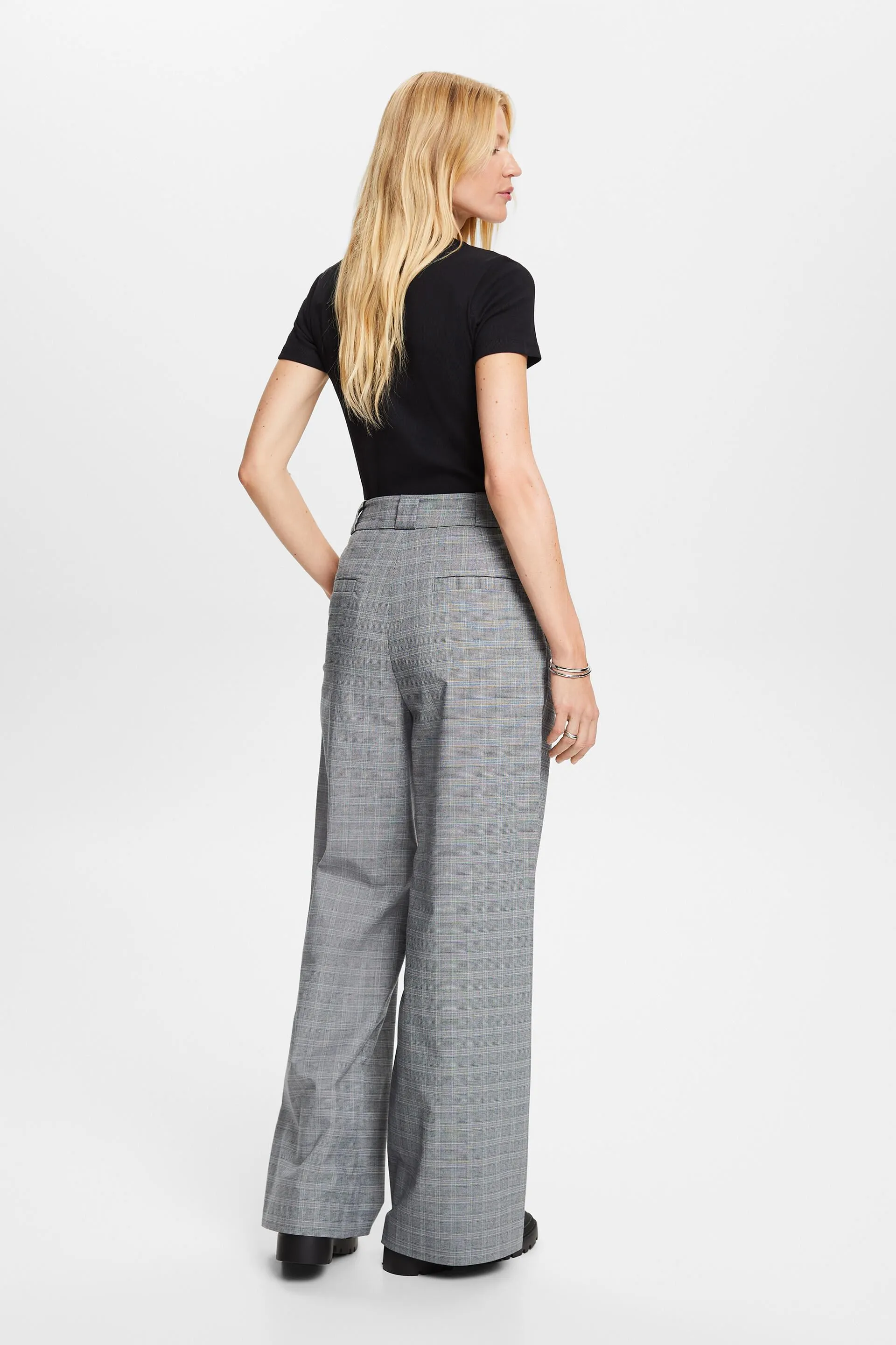 Mix & Match: pantaloni a quadri principe di Galles