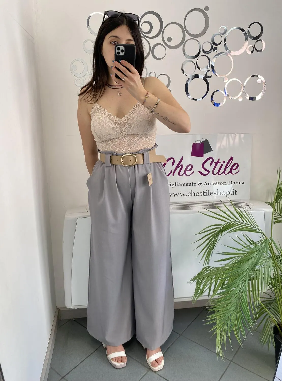 NEW Pantalone ampio con cintura
