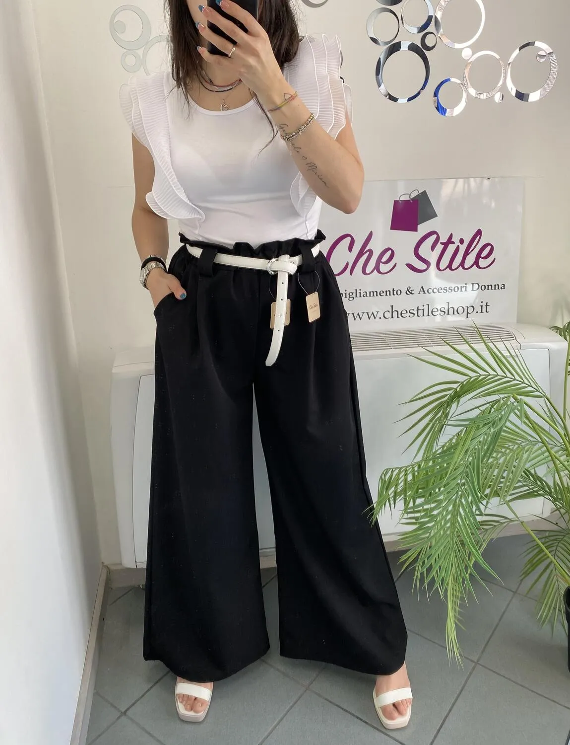 NEW Pantalone ampio con cintura