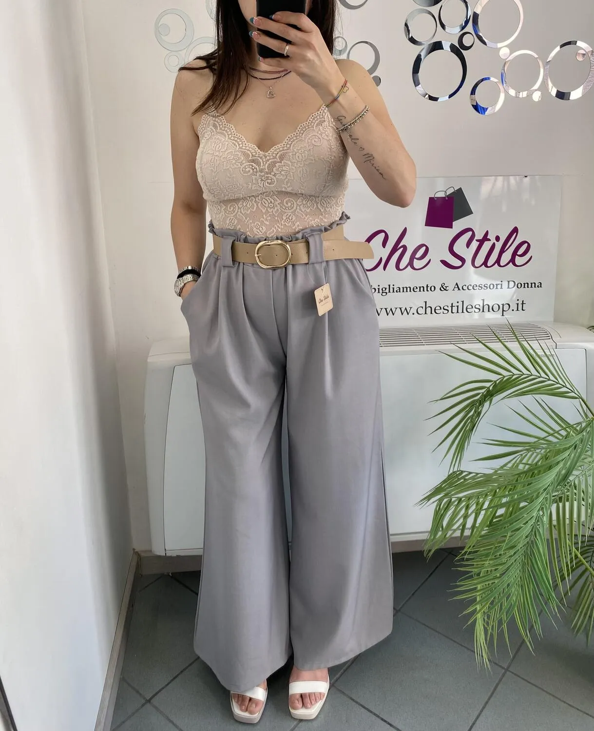 NEW Pantalone ampio con cintura