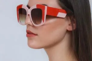 Occhiali da sole in combinazione bicolore, ART2174, rosso-rosa