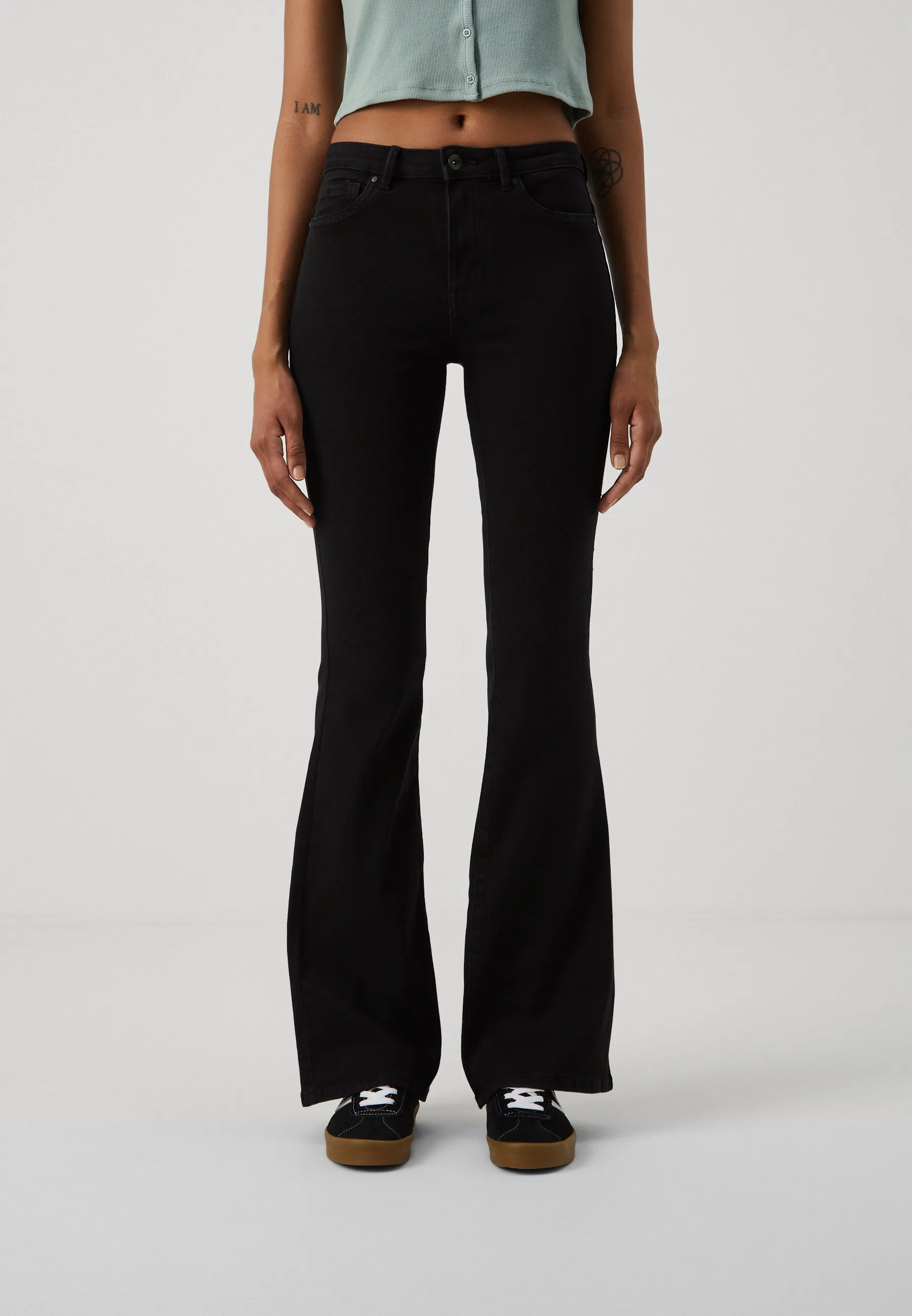 ONLROSE RETRO - Jeans a zampa