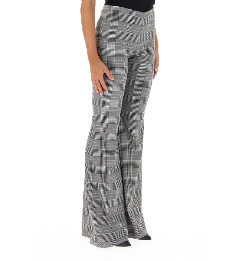 Pantalone a zampa