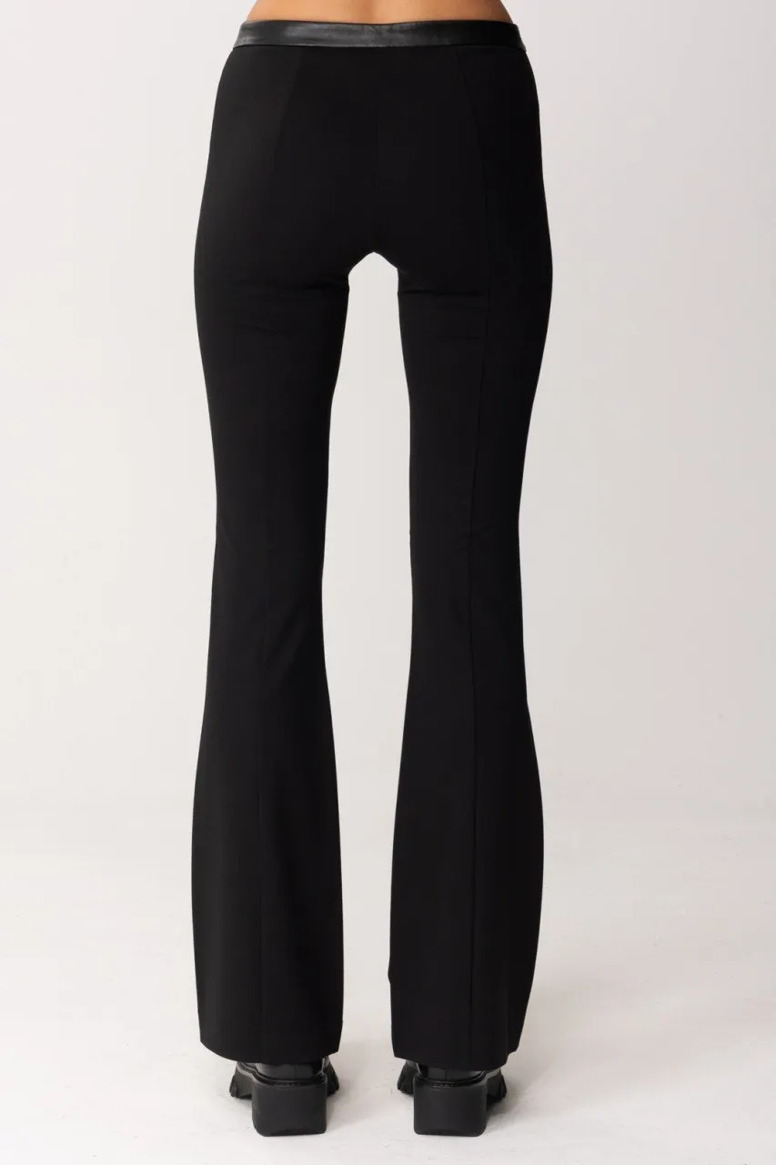 Pantaloni a zampa con vita in pelle Nero