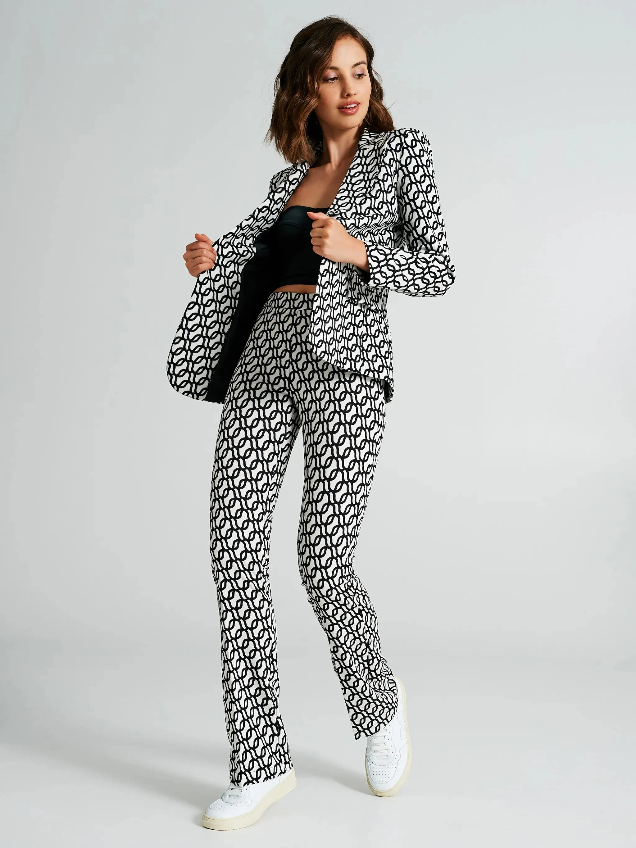 Pantaloni a Zampa Motivo Geometrico Nero