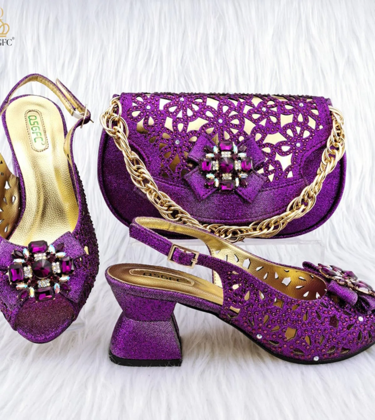 Prodotti Novità 2023 Scarpe Décolleté 2023 Nuovo Stile di design a semicerchio Borsa grande decorazione