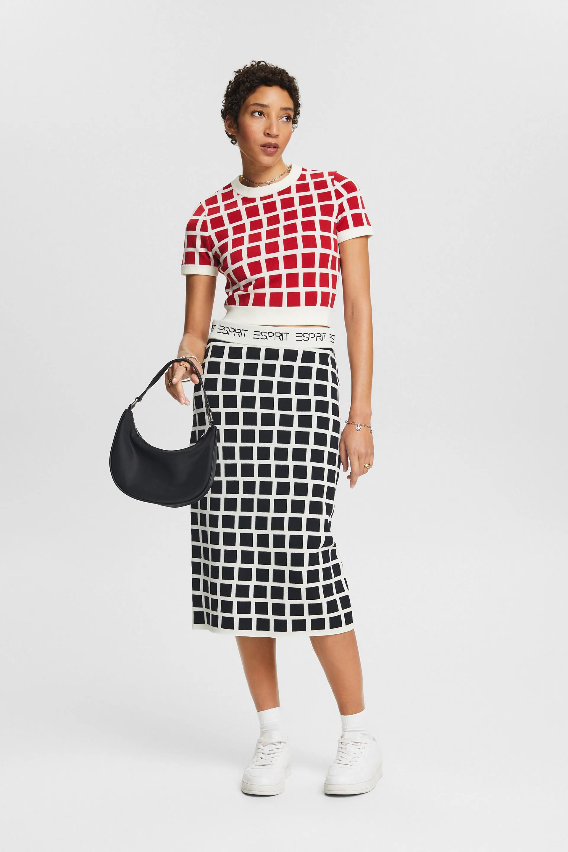 Pullover cropped in jacquard a maniche corte