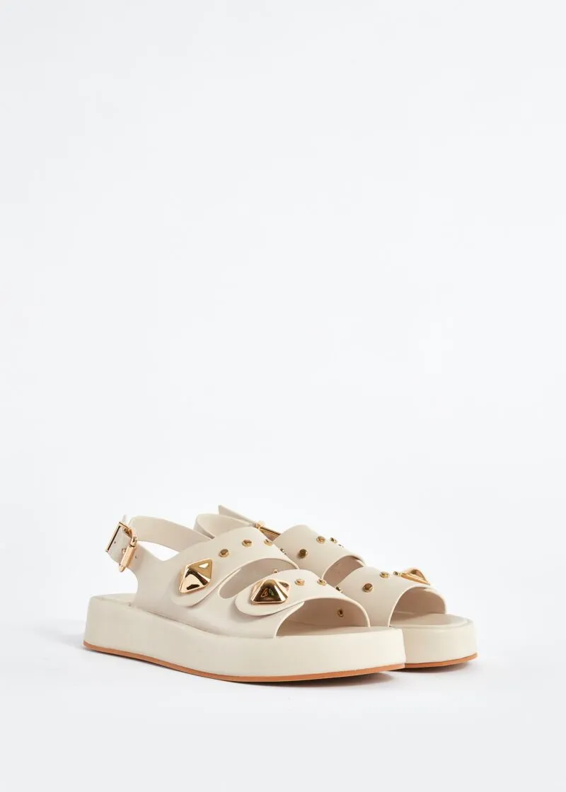 Sandali in pelle con borchie