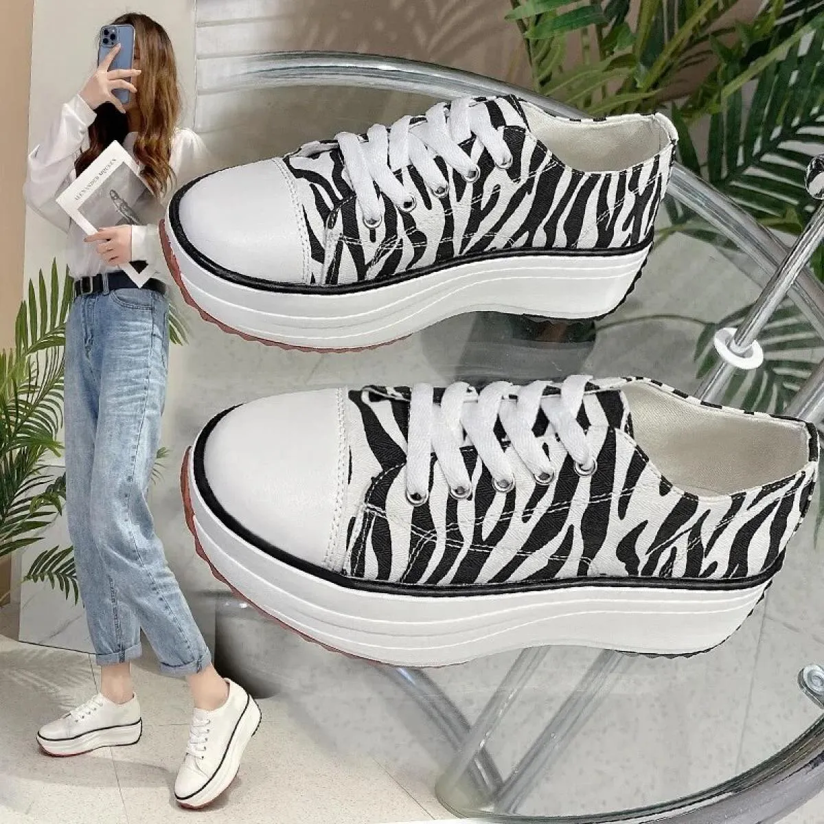 Scarpa singola da donna nuova punta tonda suola spessa casual scarpe di tela traspiranti con lacci sul davanti Scarpe da donna
