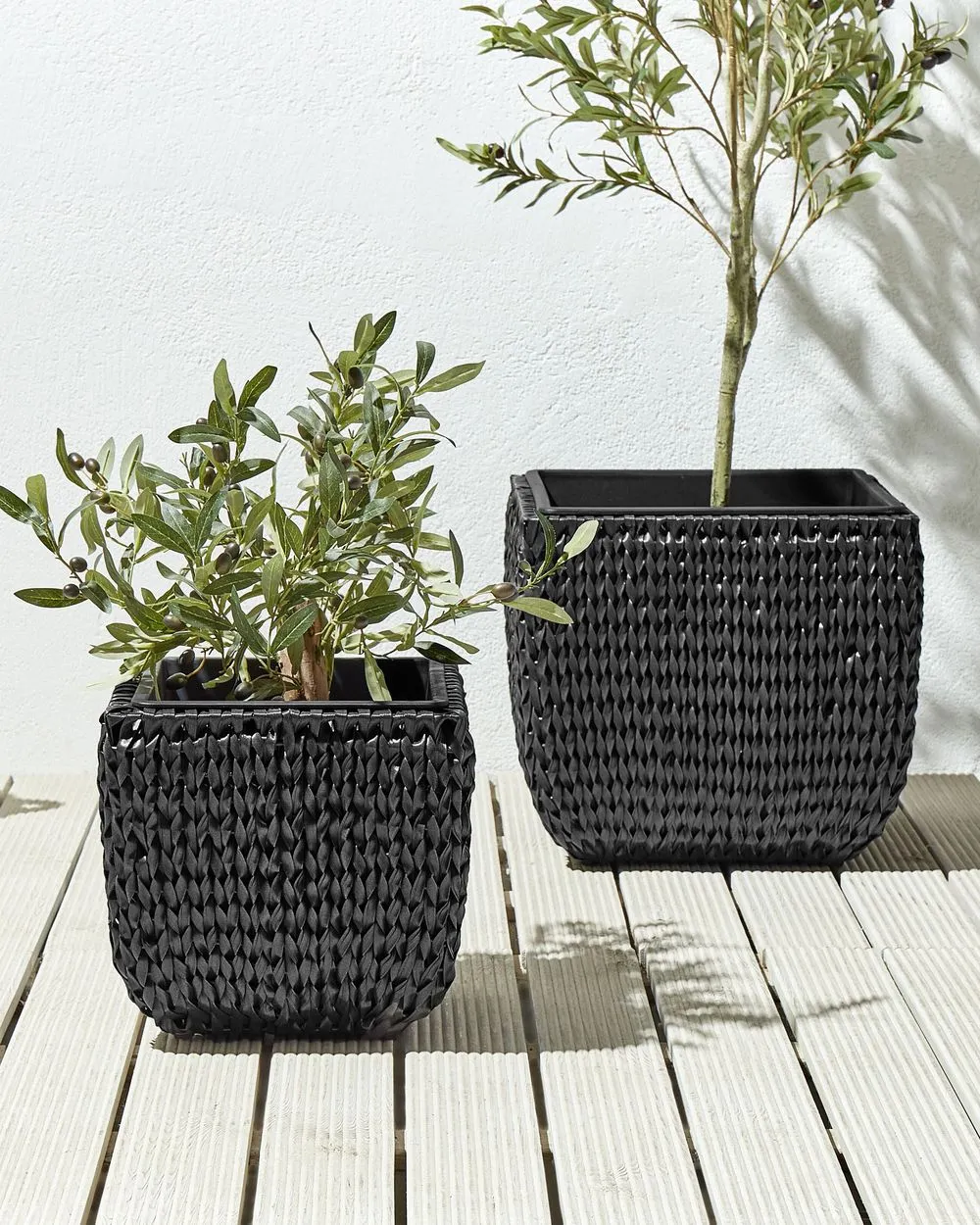 Set of 2 Plant Pots BERBERIS PE Rattan 34/45 cm Black