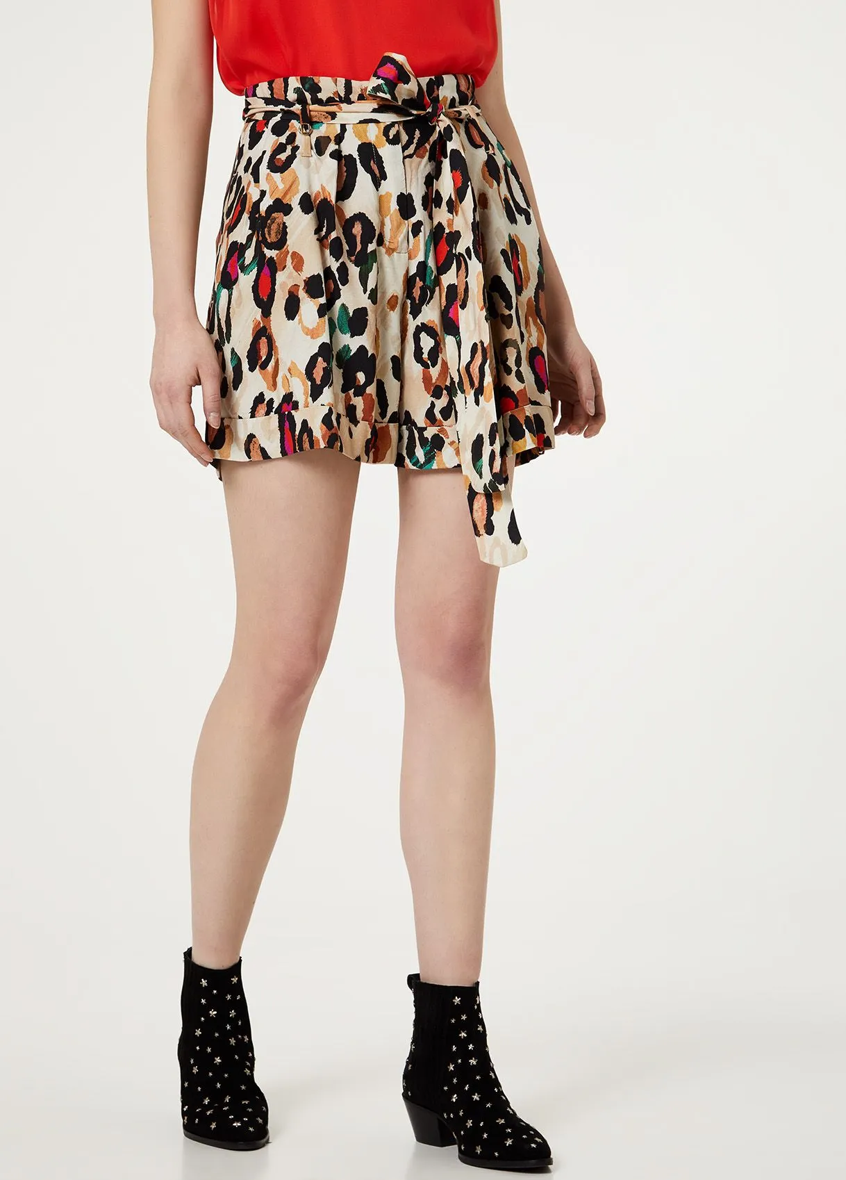Short con cintura