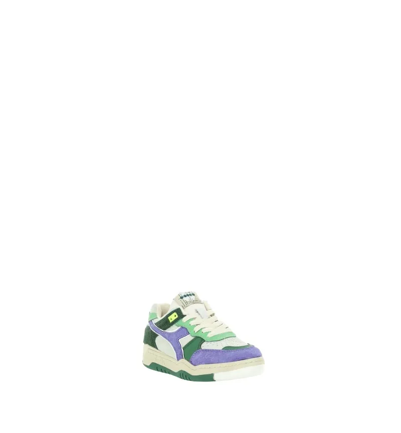 Sneakers con lacci