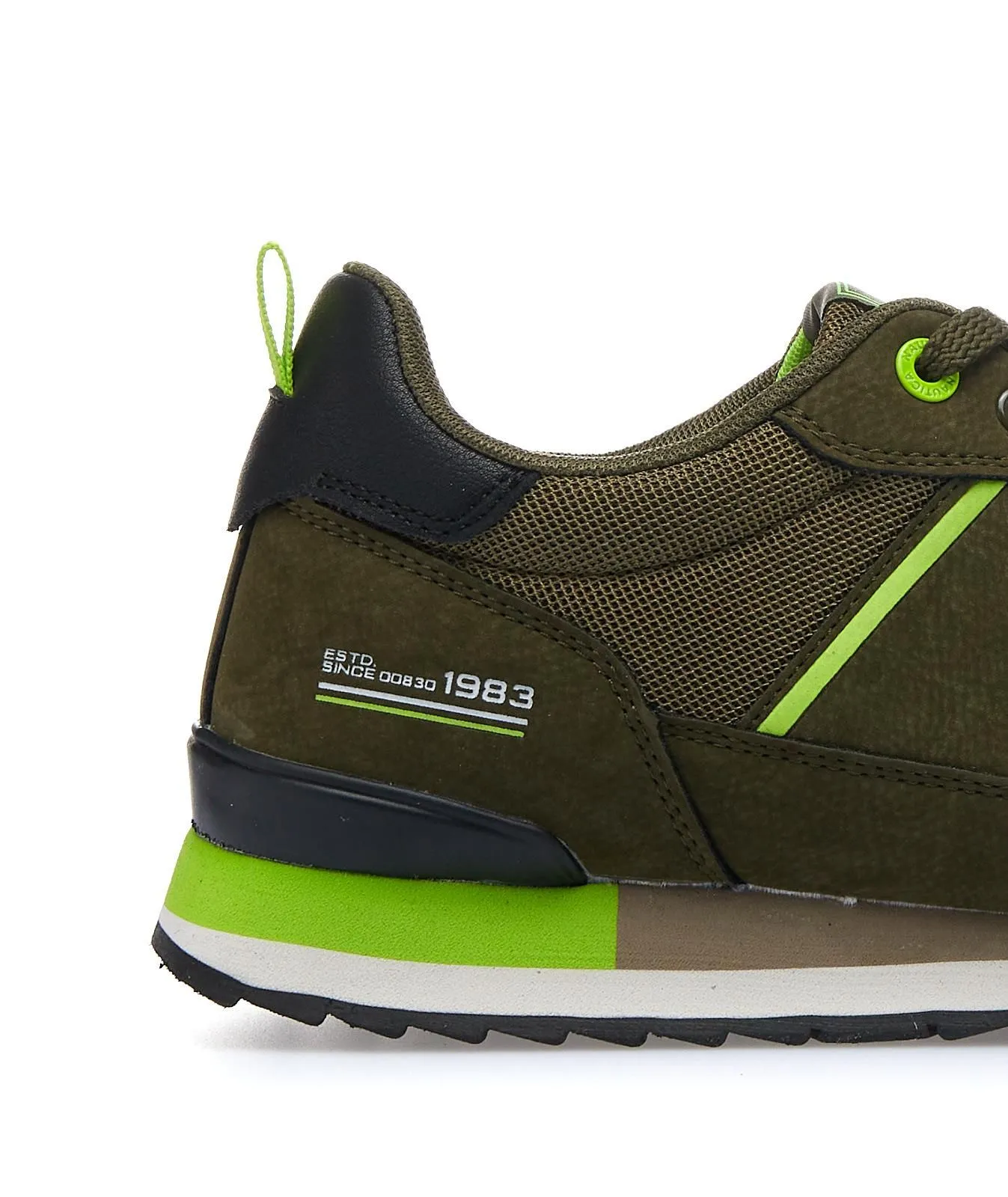 Sneakers marroni con lacci
