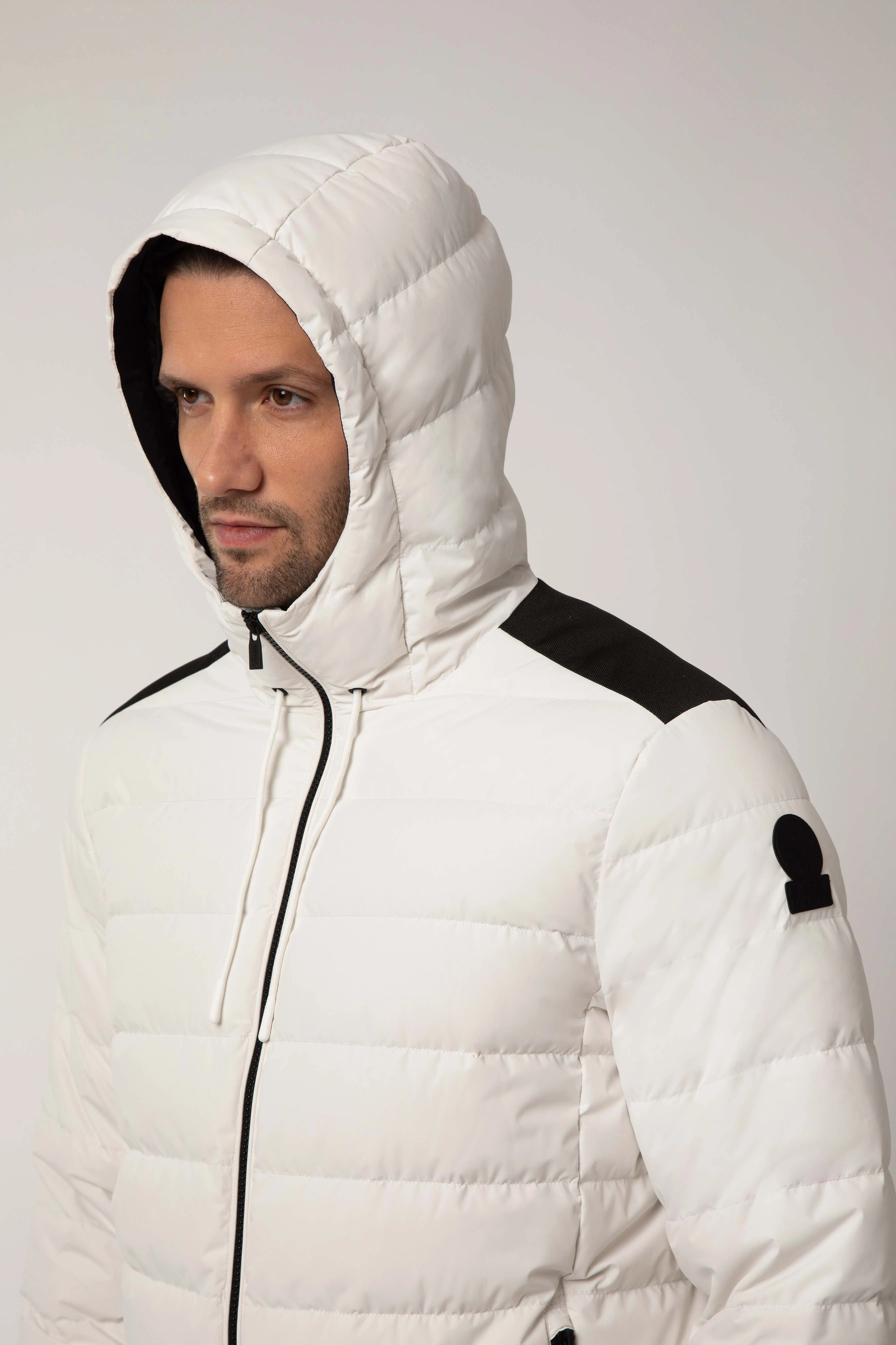 STEVENSON 2.0 – Piumino invernale bianco con cappuccio