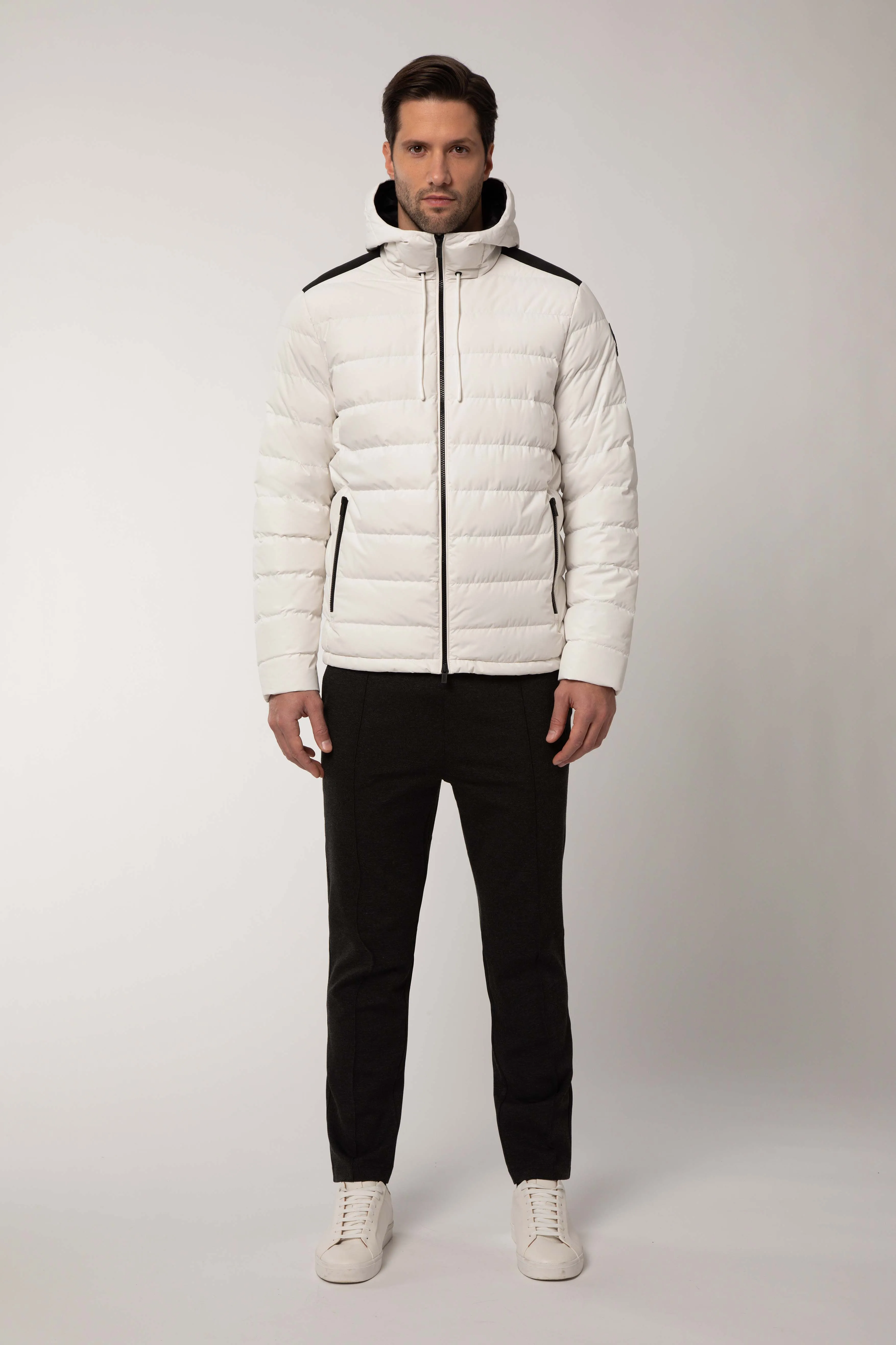 STEVENSON 2.0 – Piumino invernale bianco con cappuccio