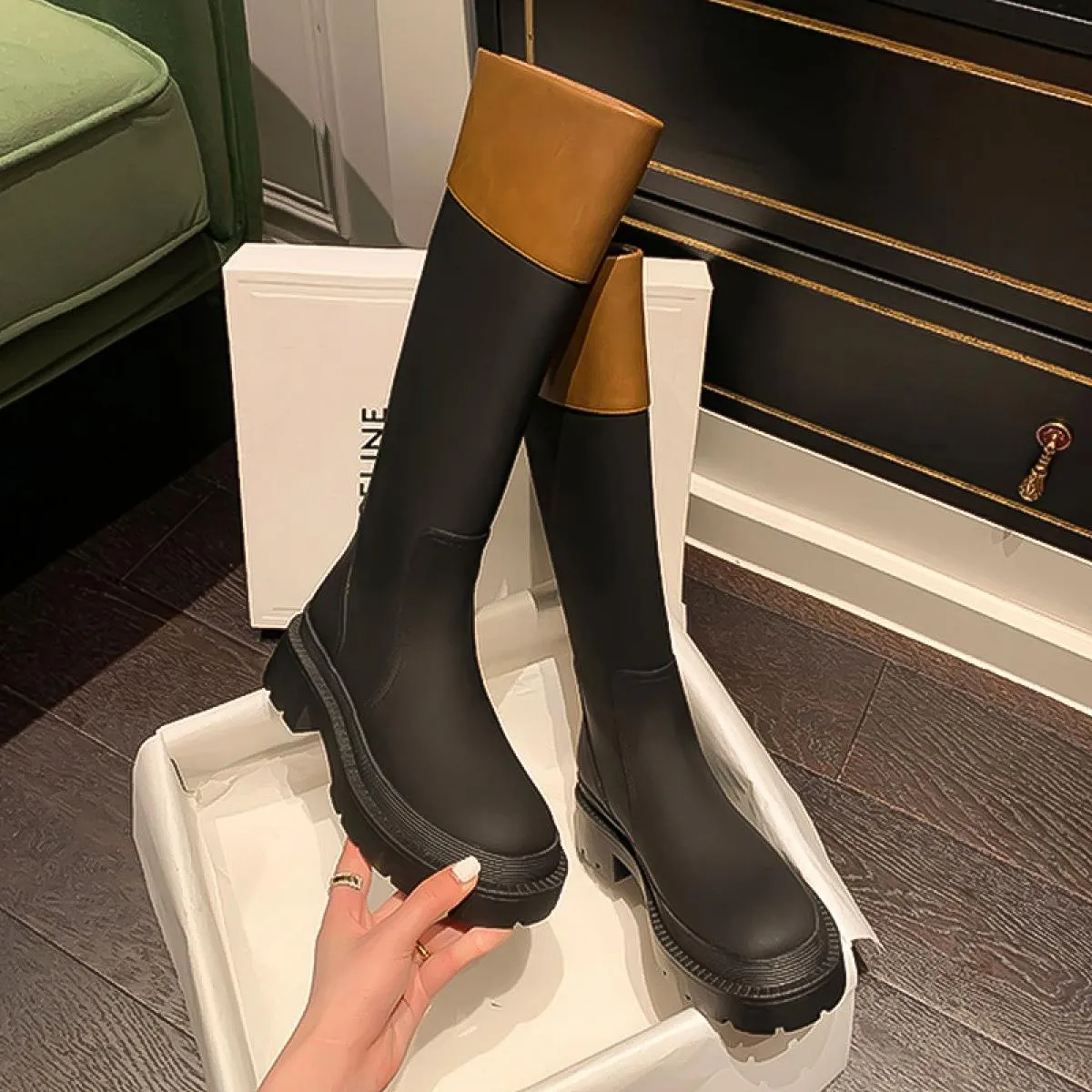 Stivali alti al ginocchio da donna Scarpe con plateau con fondo spesso a blocchi di colore femminile Designer da donna Punta ton