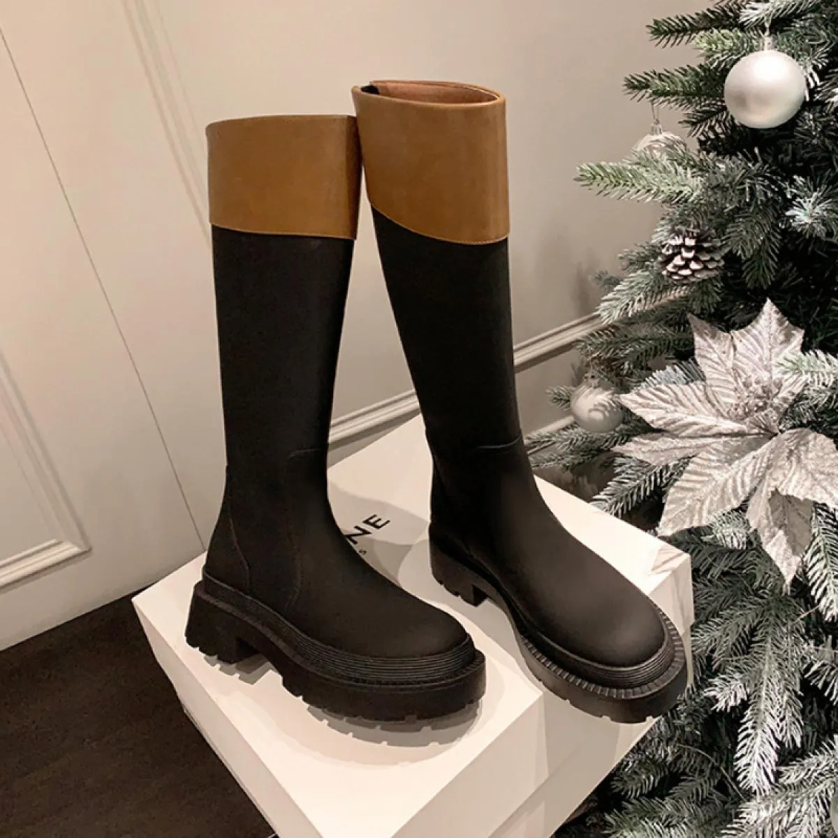 Stivali alti al ginocchio da donna Scarpe con plateau con fondo spesso a blocchi di colore femminile Designer da donna Punta ton