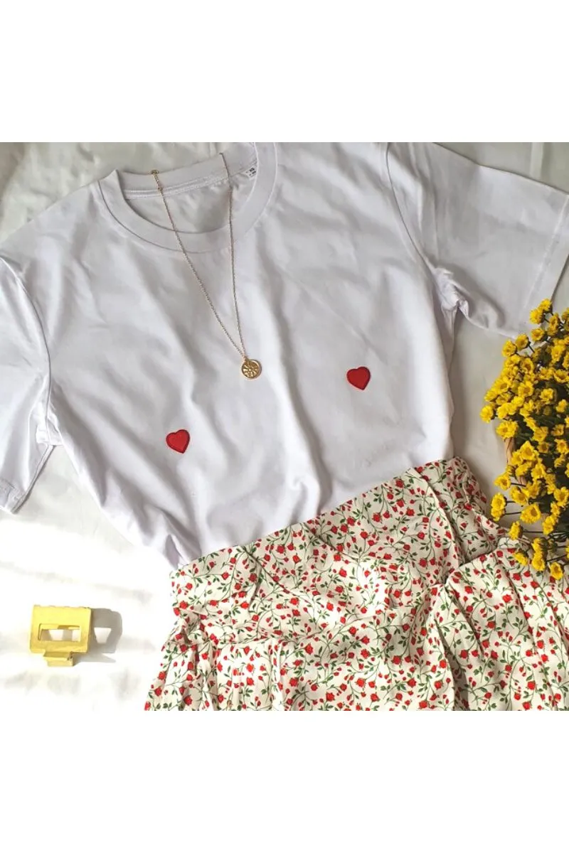 T-shirt cuori in cotone bio | 5 colori | Titsup