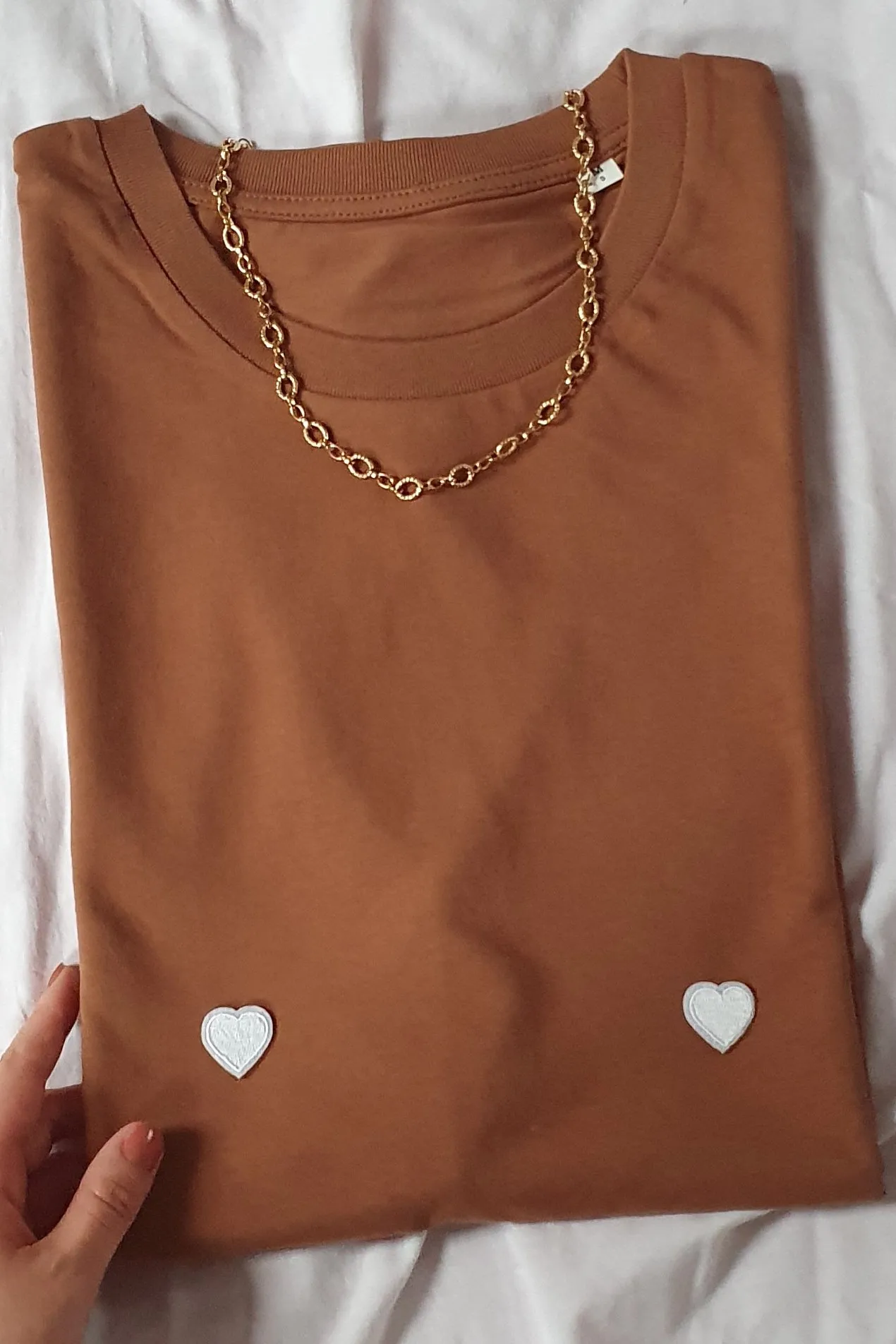 T-shirt cuori in cotone bio | 5 colori | Titsup