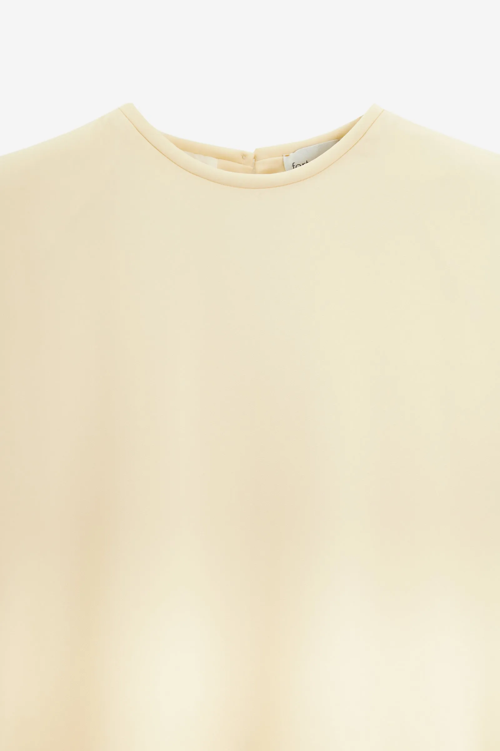 Topwear in viscosa panna
