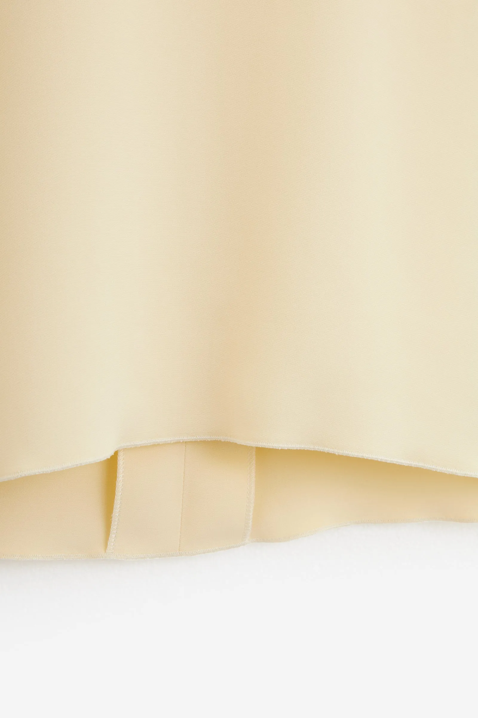 Topwear in viscosa panna