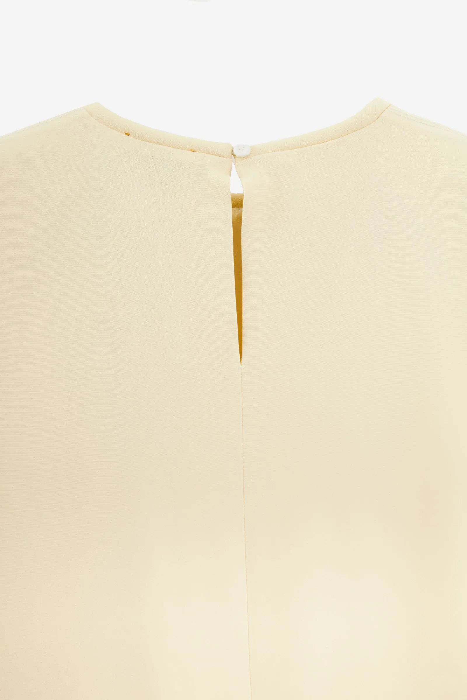 Topwear in viscosa panna