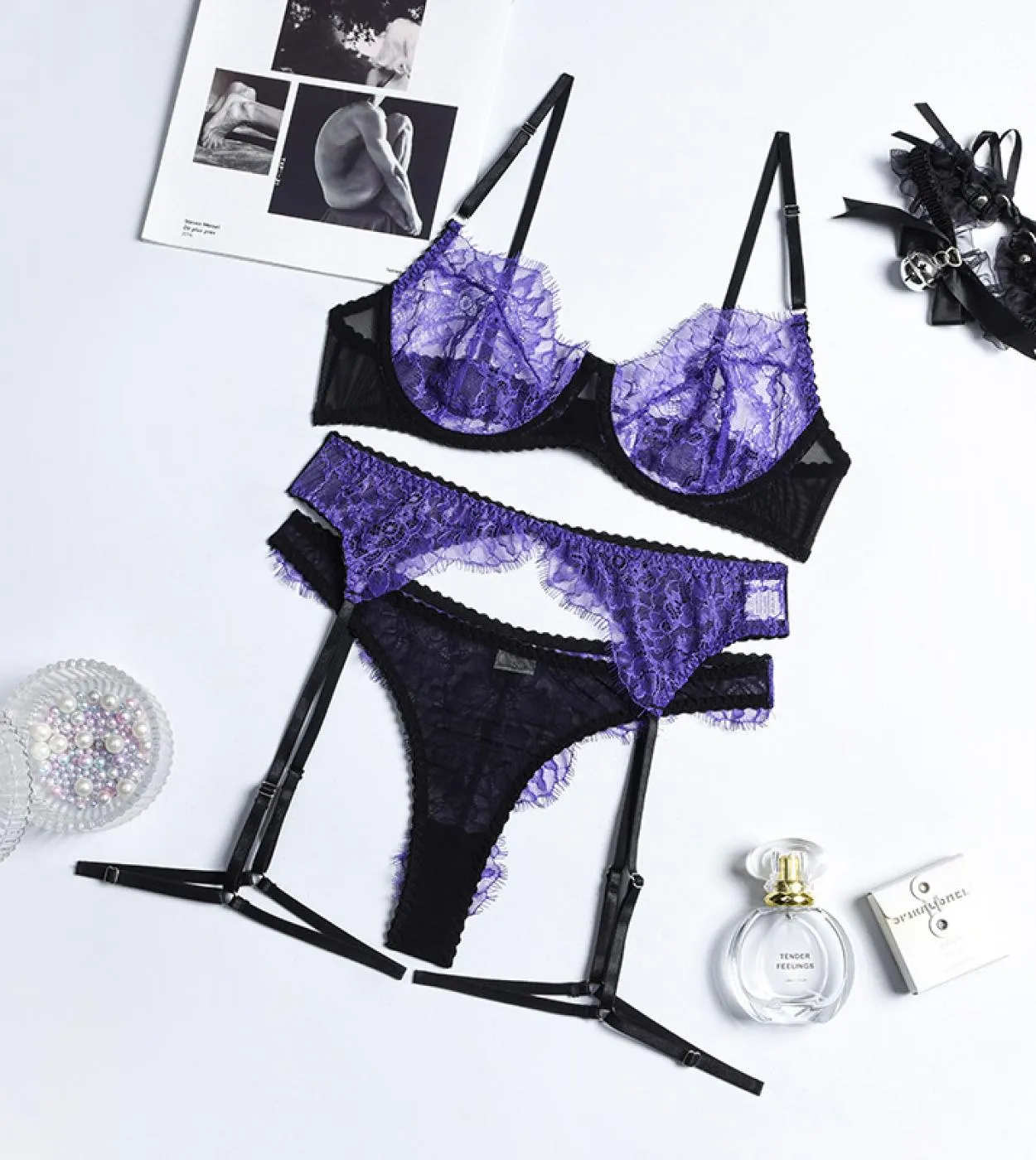 Yimunancy Set di 3 reggiseni in pizzo di colore a contrasto Set di biancheria da donna Set di biancheria intima viola da donna S