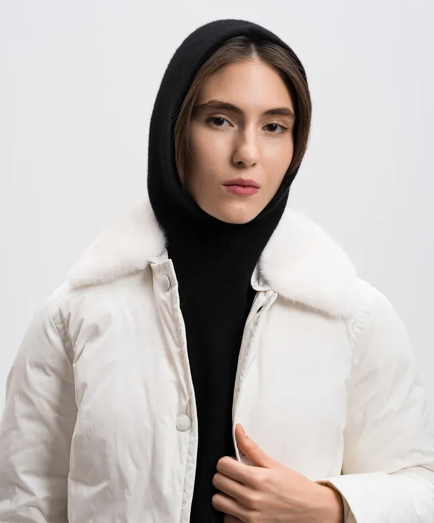 Yves Salomon Cappuccio nero con pettorina in lana e cashmere 25WAA50740MACL